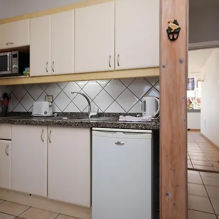 Azahara Playa 2 - * Los Cristianos (Tenerife)