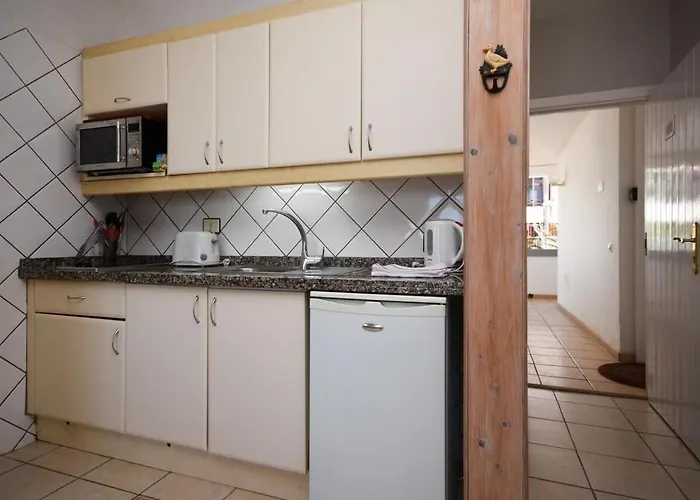 Azahara Playa 2 - * Los Cristianos (Tenerife)